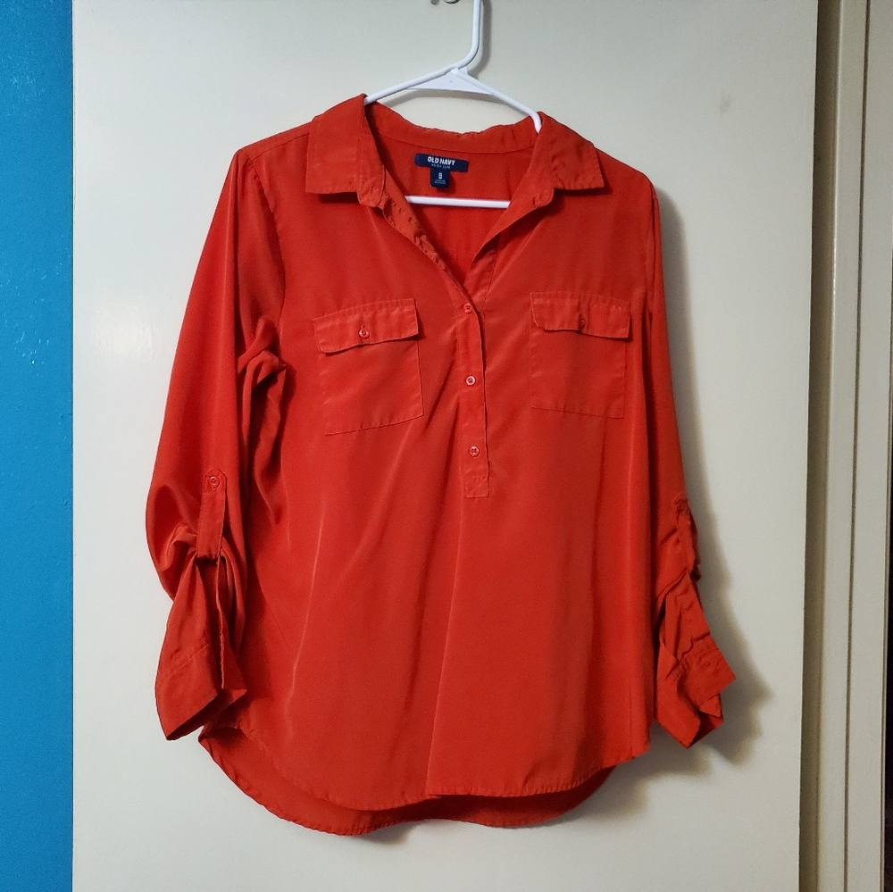 Old Navy red women's blouse size m